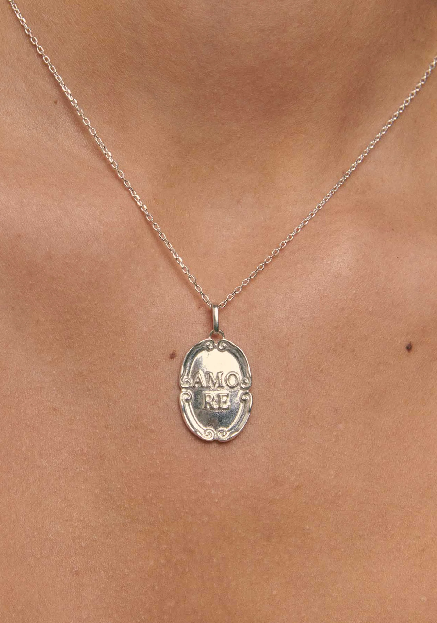 Amore Charm Necklace_Silver - Image 2