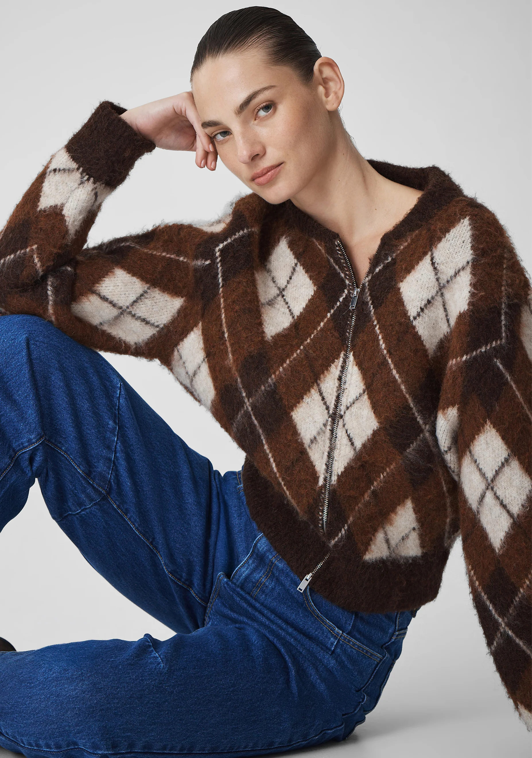 Chester Knit Jacket_Argyle - Image 4