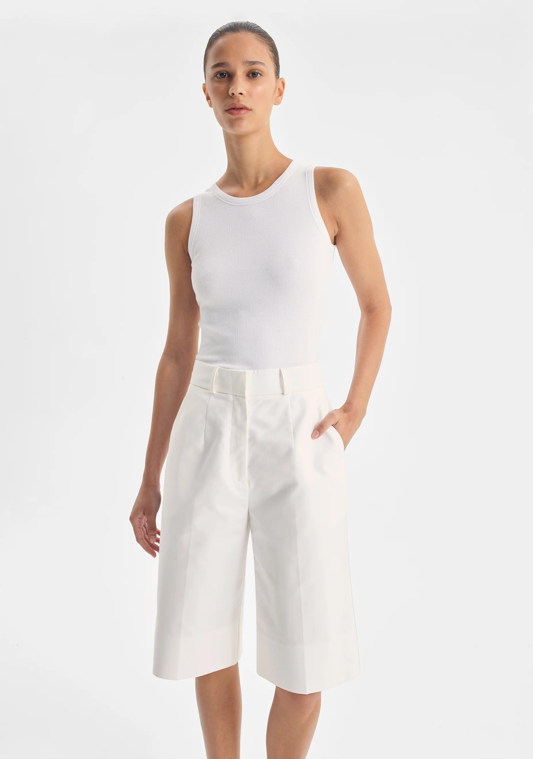 Elliott Bermuda Short_White - Image 5