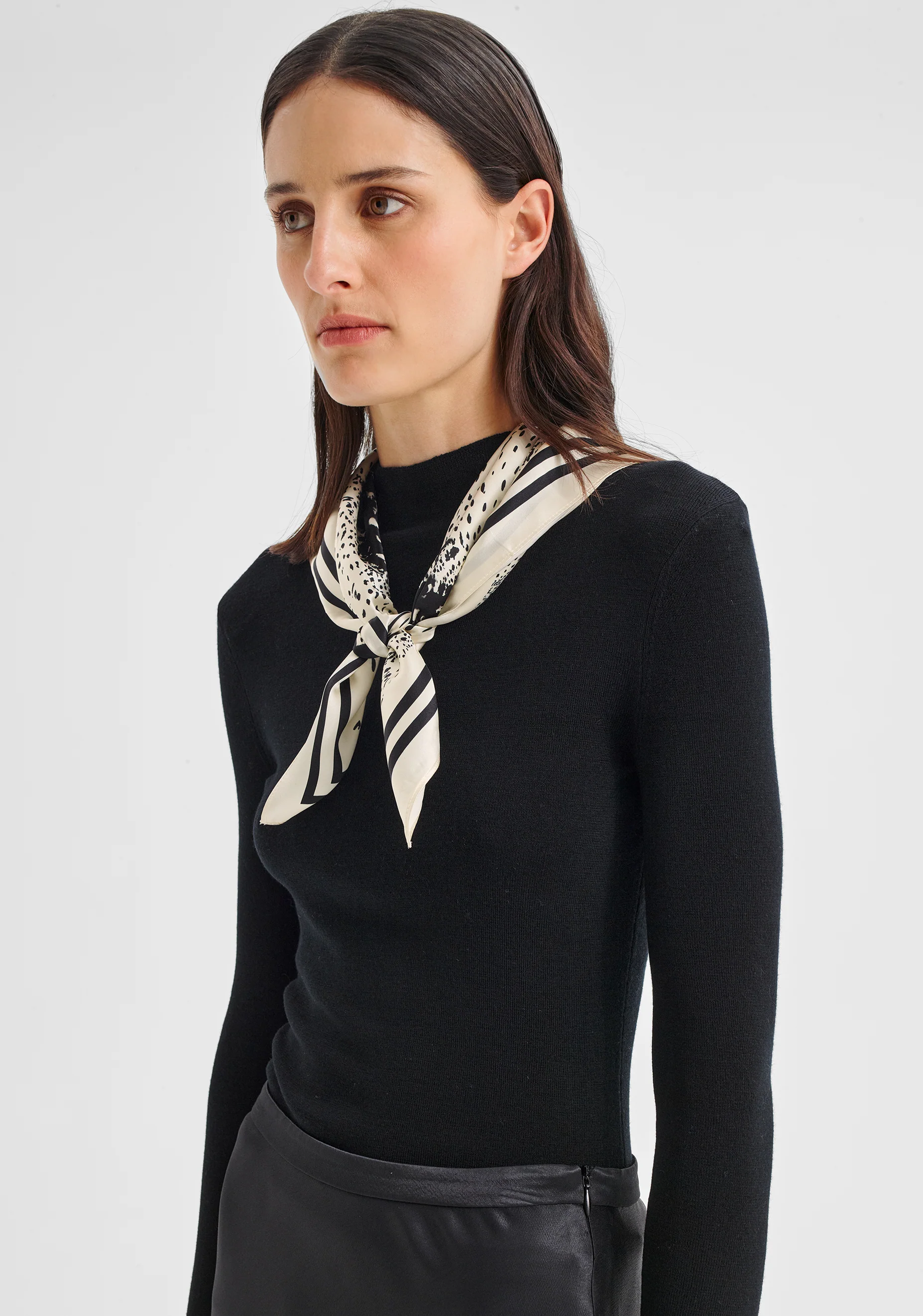 Florian Silk Scarf 65_Print - Image 4