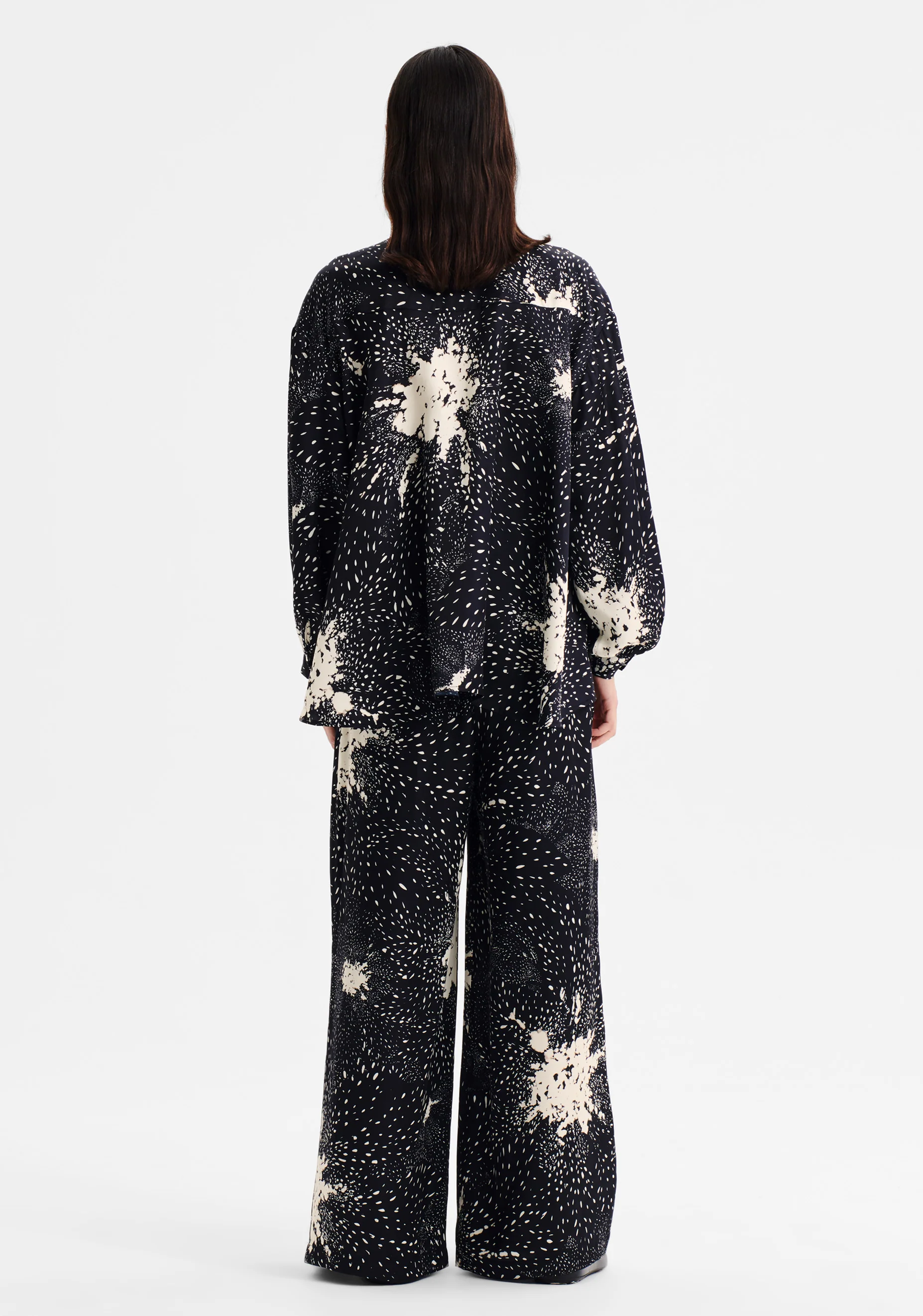 Florian Swing Shirt_Black Print - Image 7