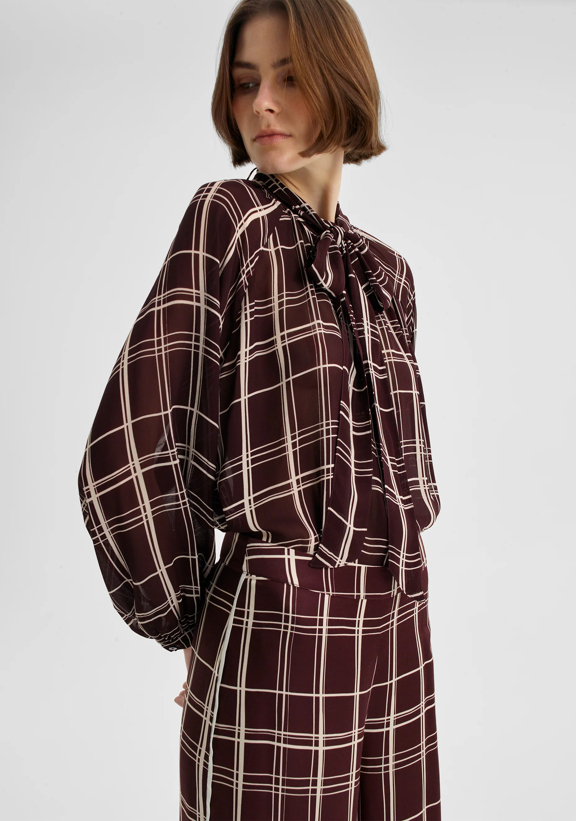 Francis Pant_Print - Image 4