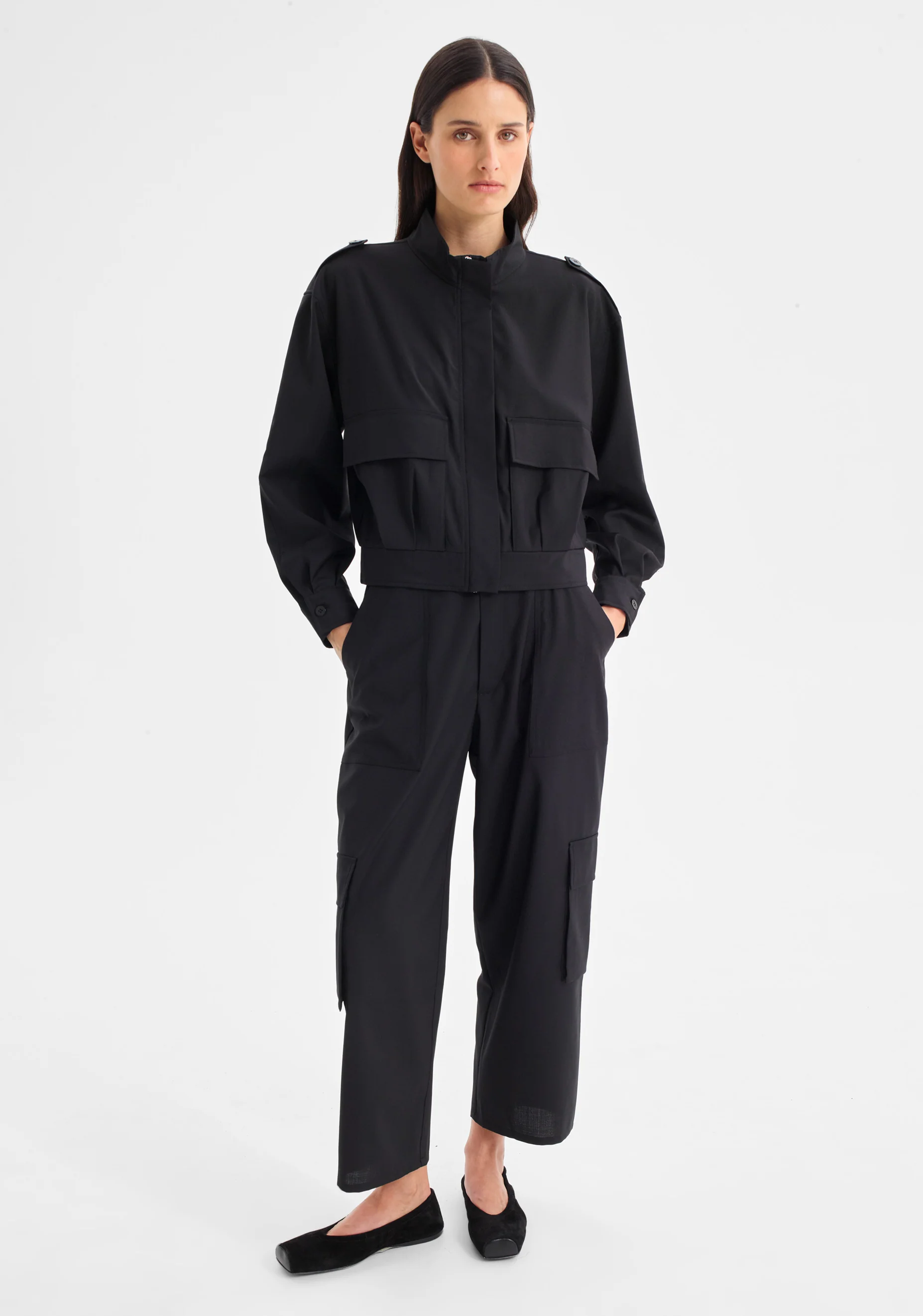 Hansel Crop Cargo Pant_Black