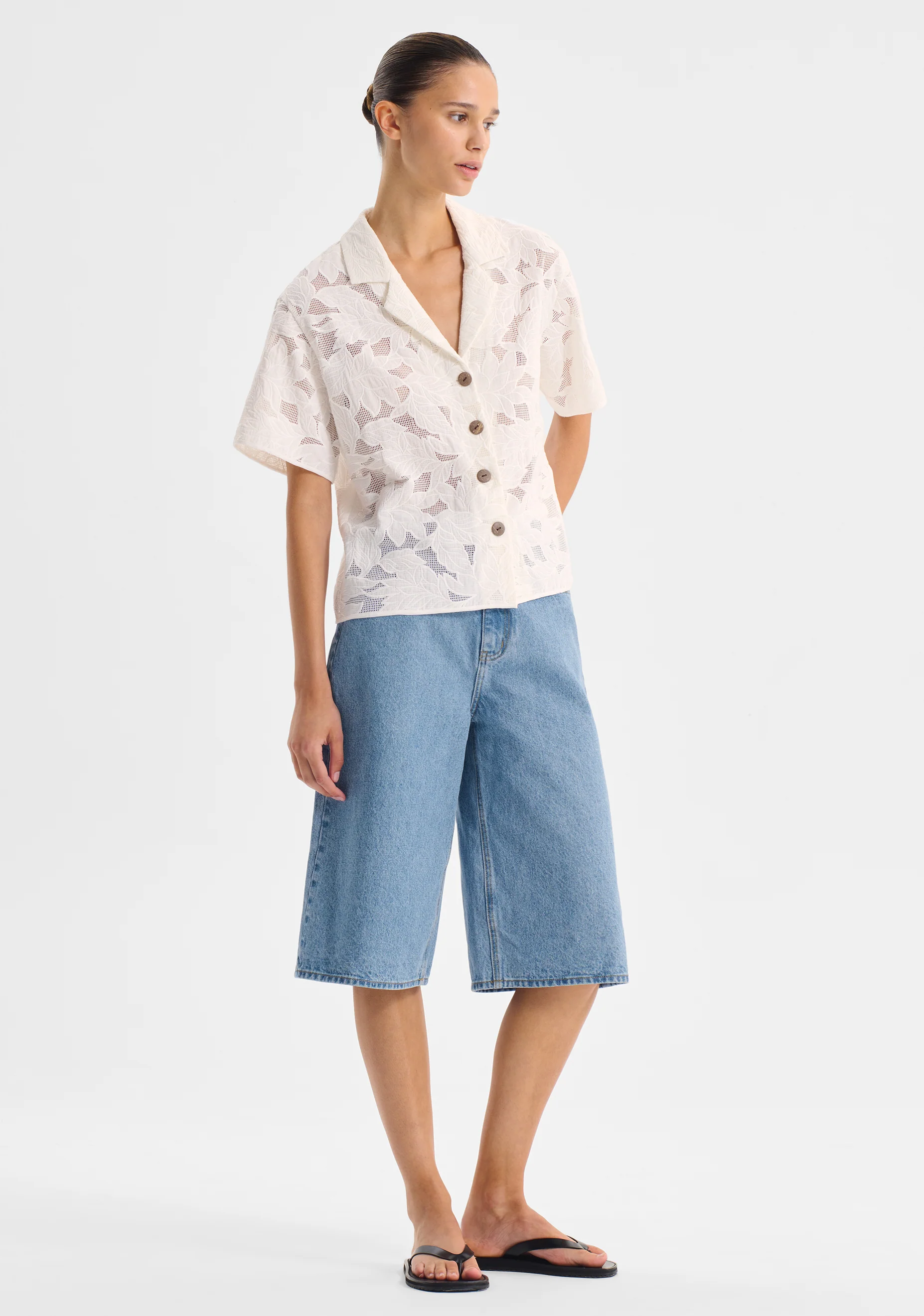 Hendrix Denim Bermuda Short_Light Blue - Image 2