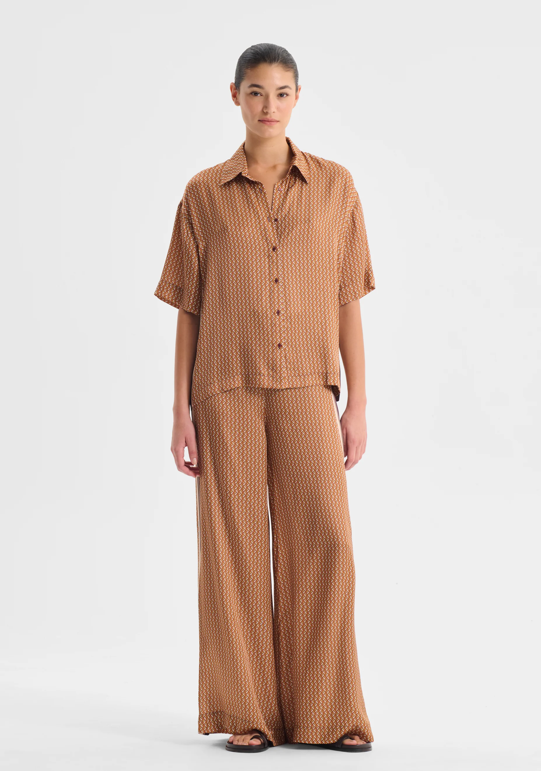 Iris S/S Shirt_Print - Image 4