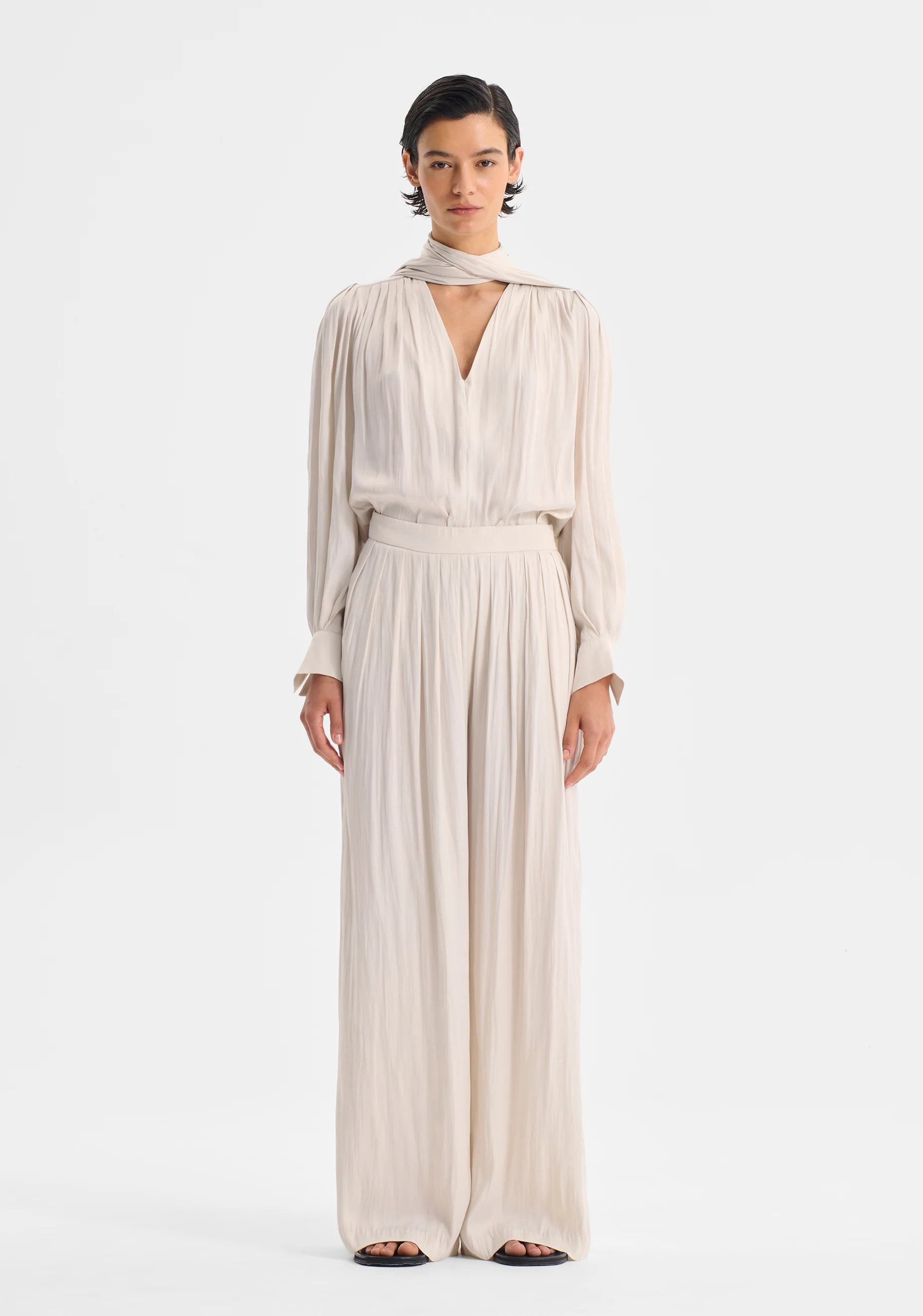 Lena V-Neck Top_Nougat - Image 4
