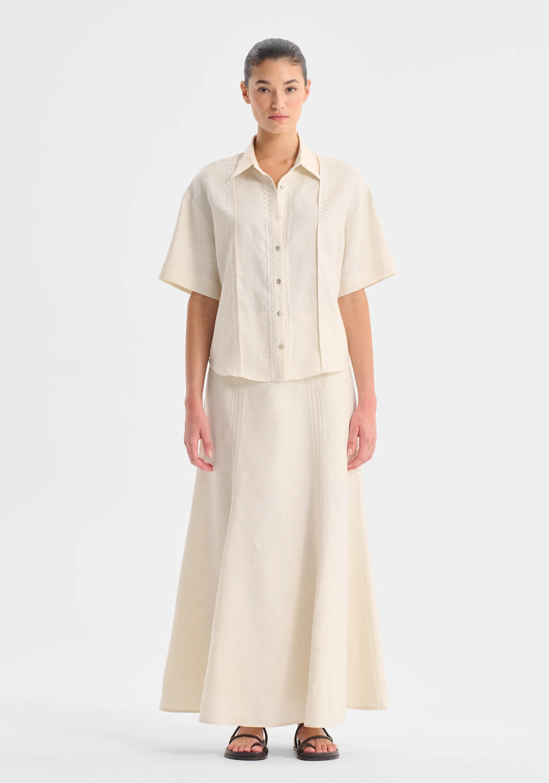 Maisey Linen S/S Shirt_Ecru - Image 3
