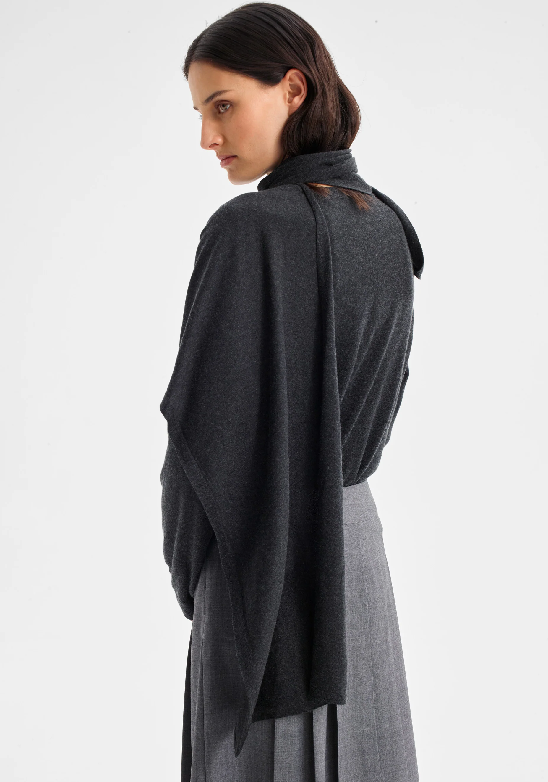 Margo Knit Scarf_Charcoal - Image 4
