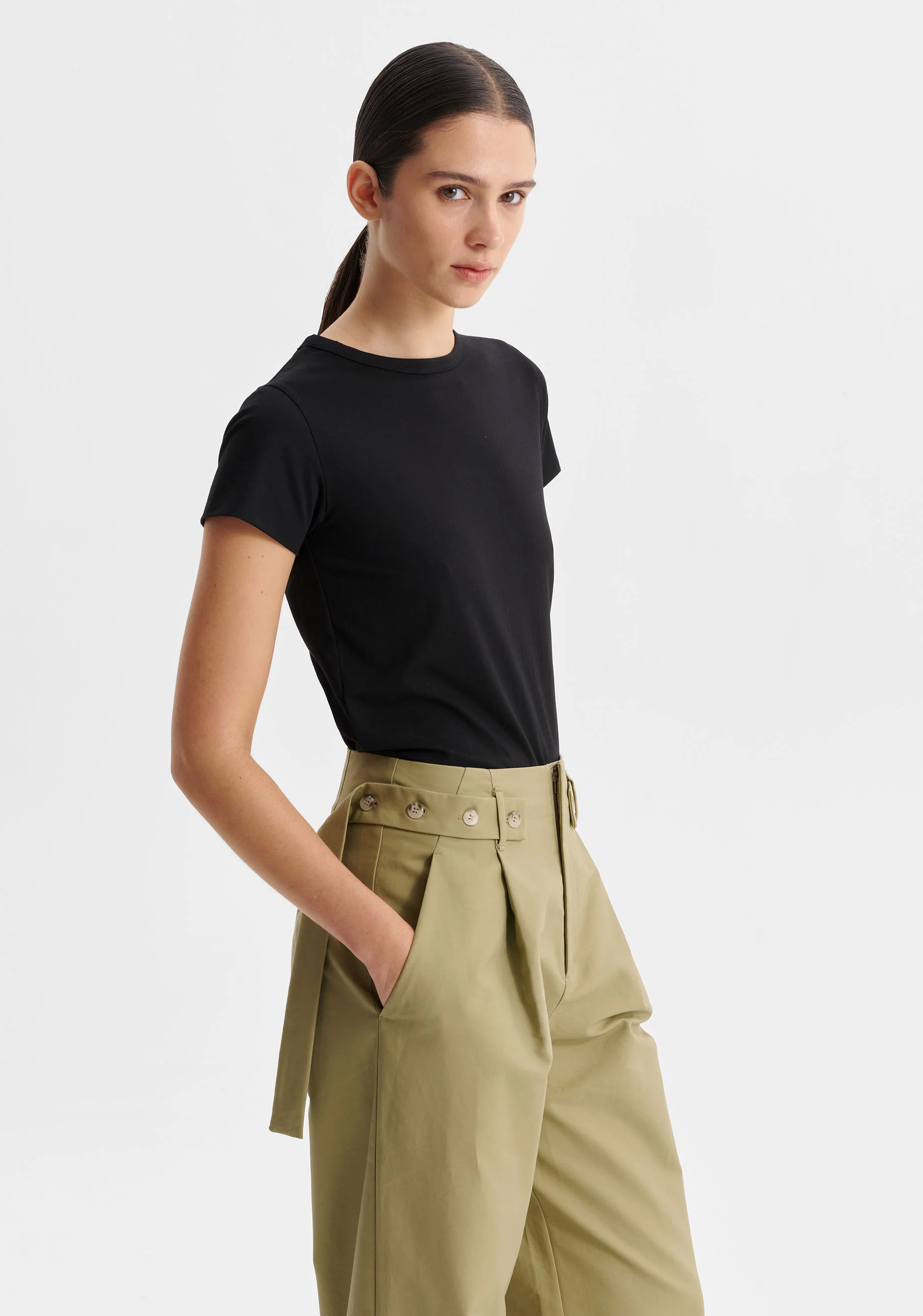 Milo Tee_Black - Image 4