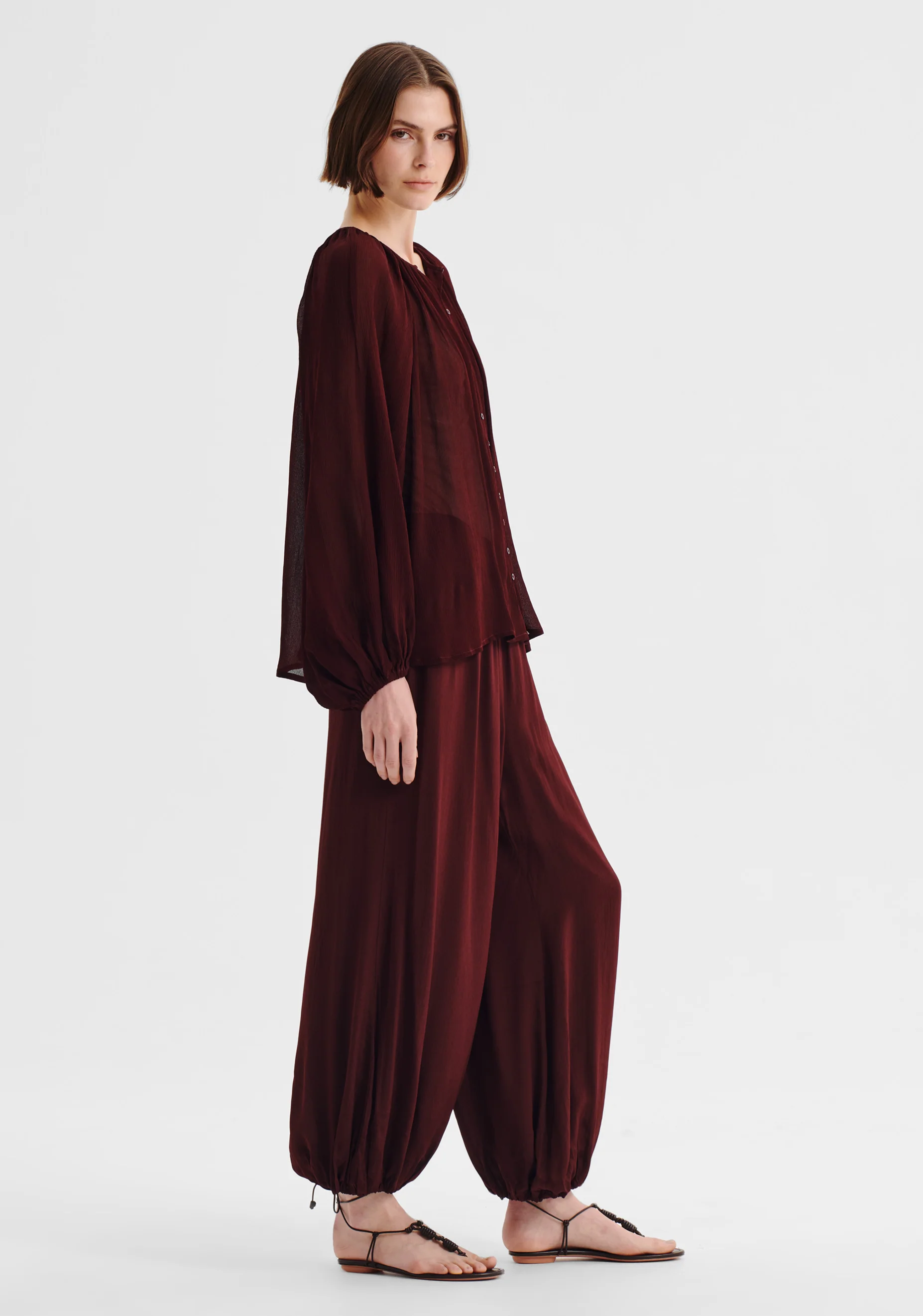 Miranda Pant_Pinot - Image 3