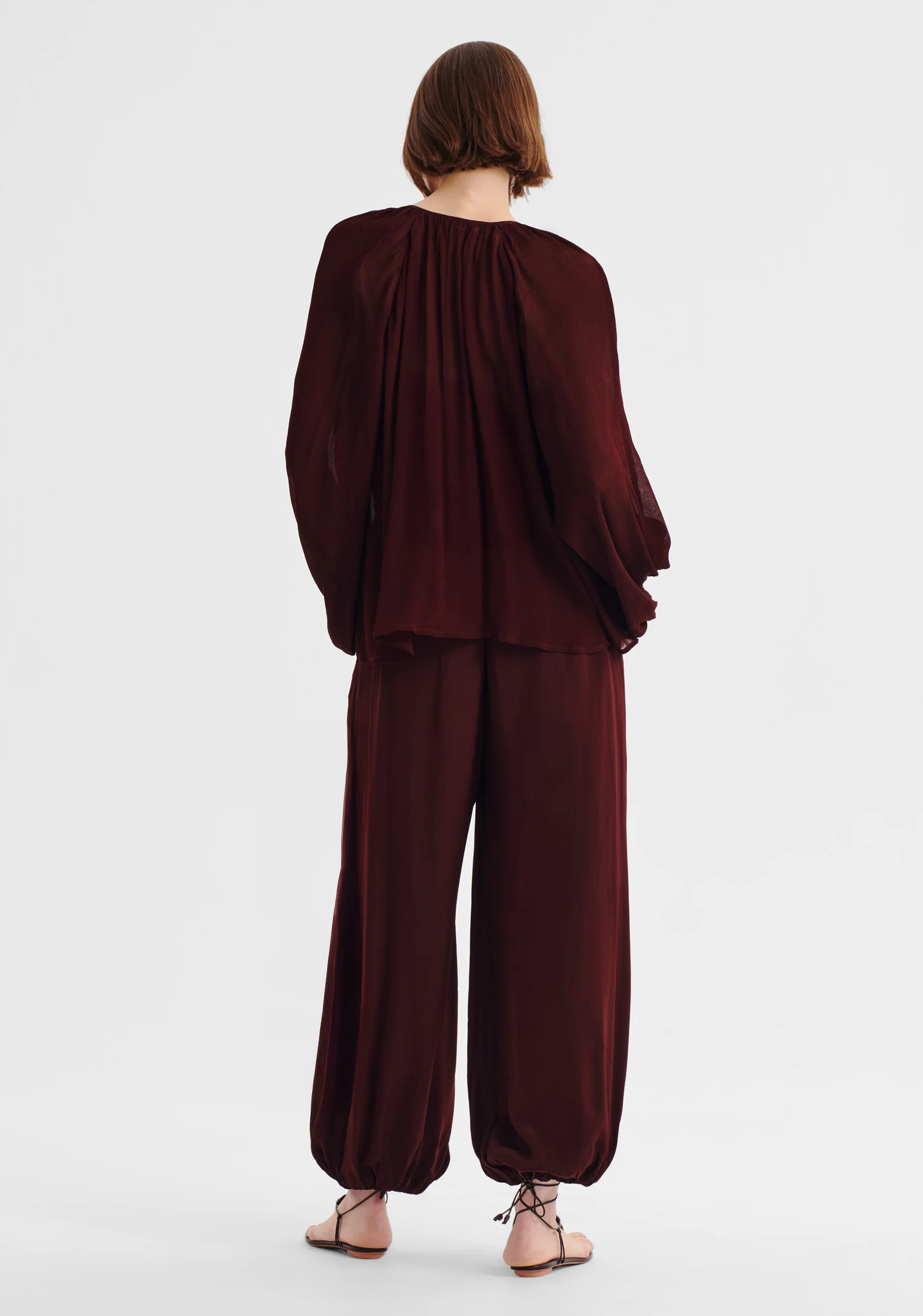 Miranda Pant_Pinot - Image 4