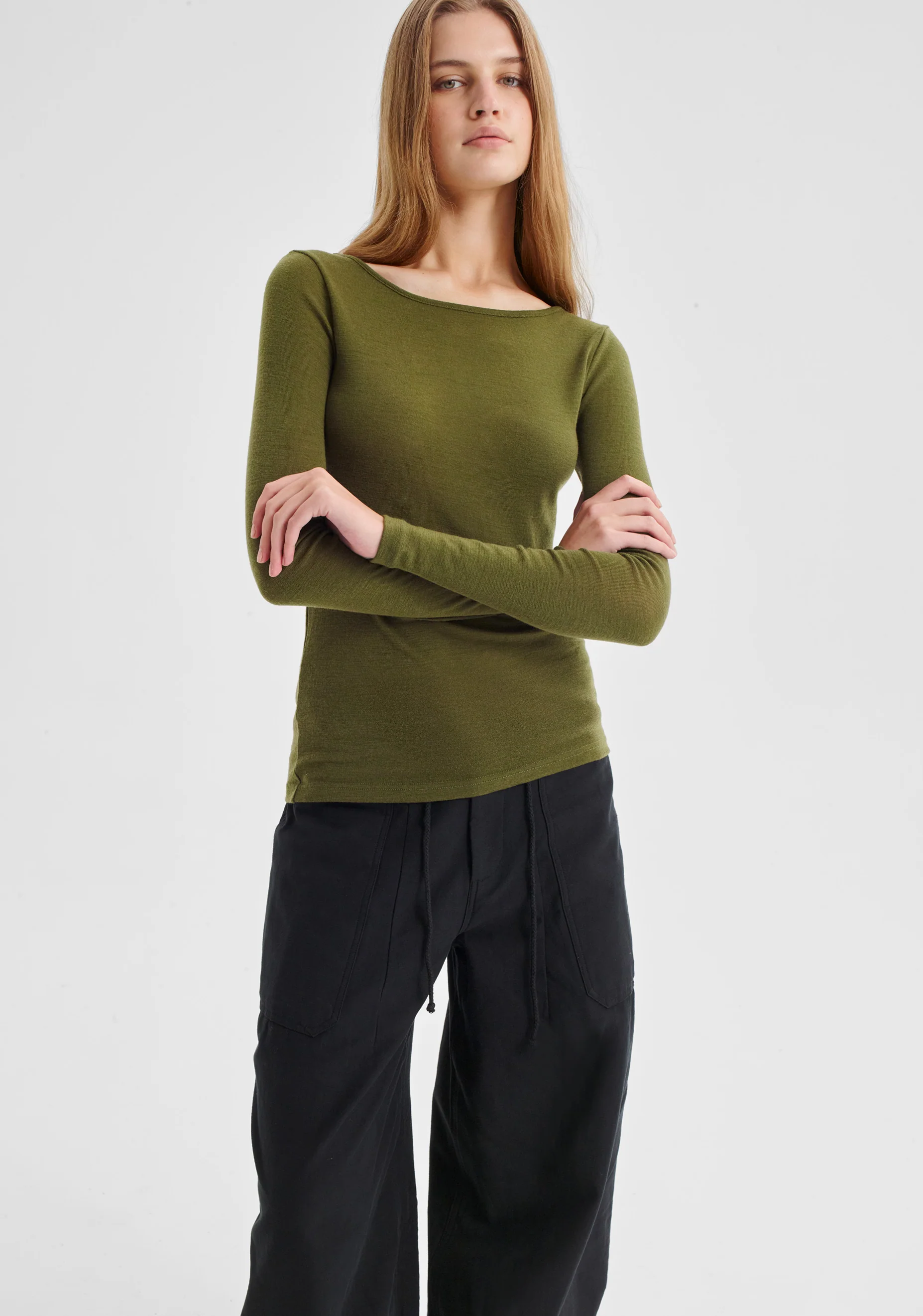 Morri Merino Round Neck_Avocado - Image 4