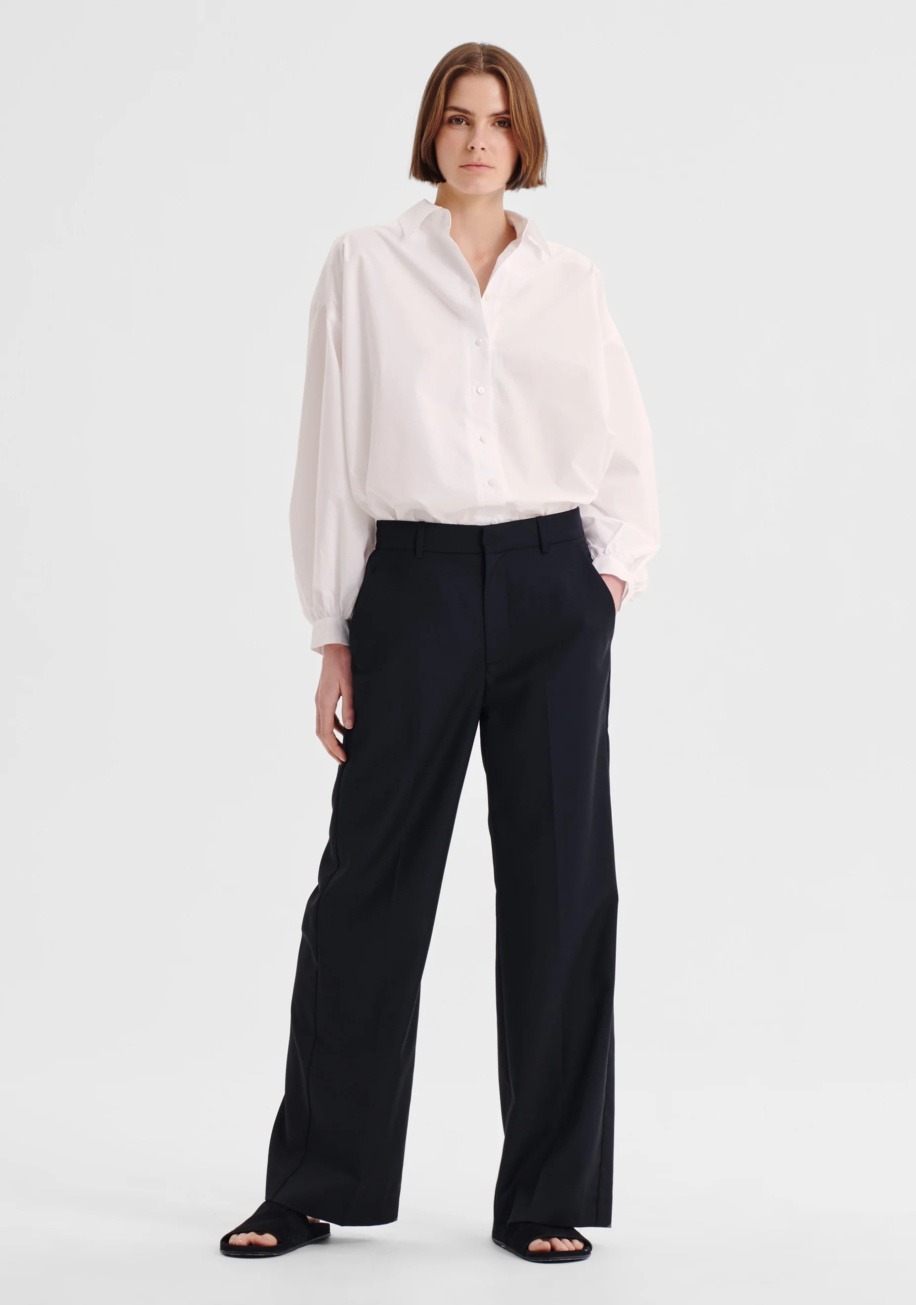 Owen Pant_Black - Image 2