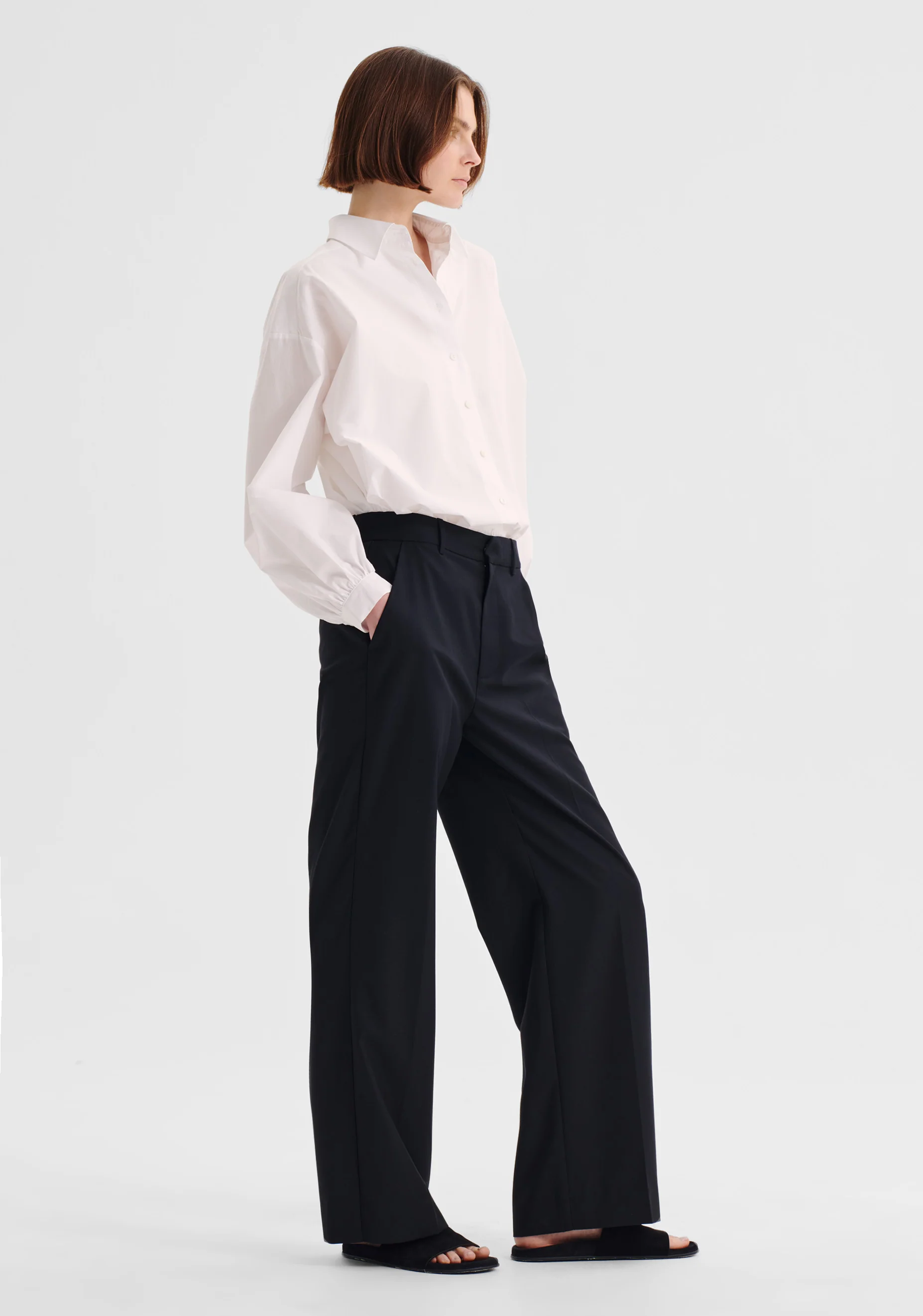 Owen Pant_Black - Image 4