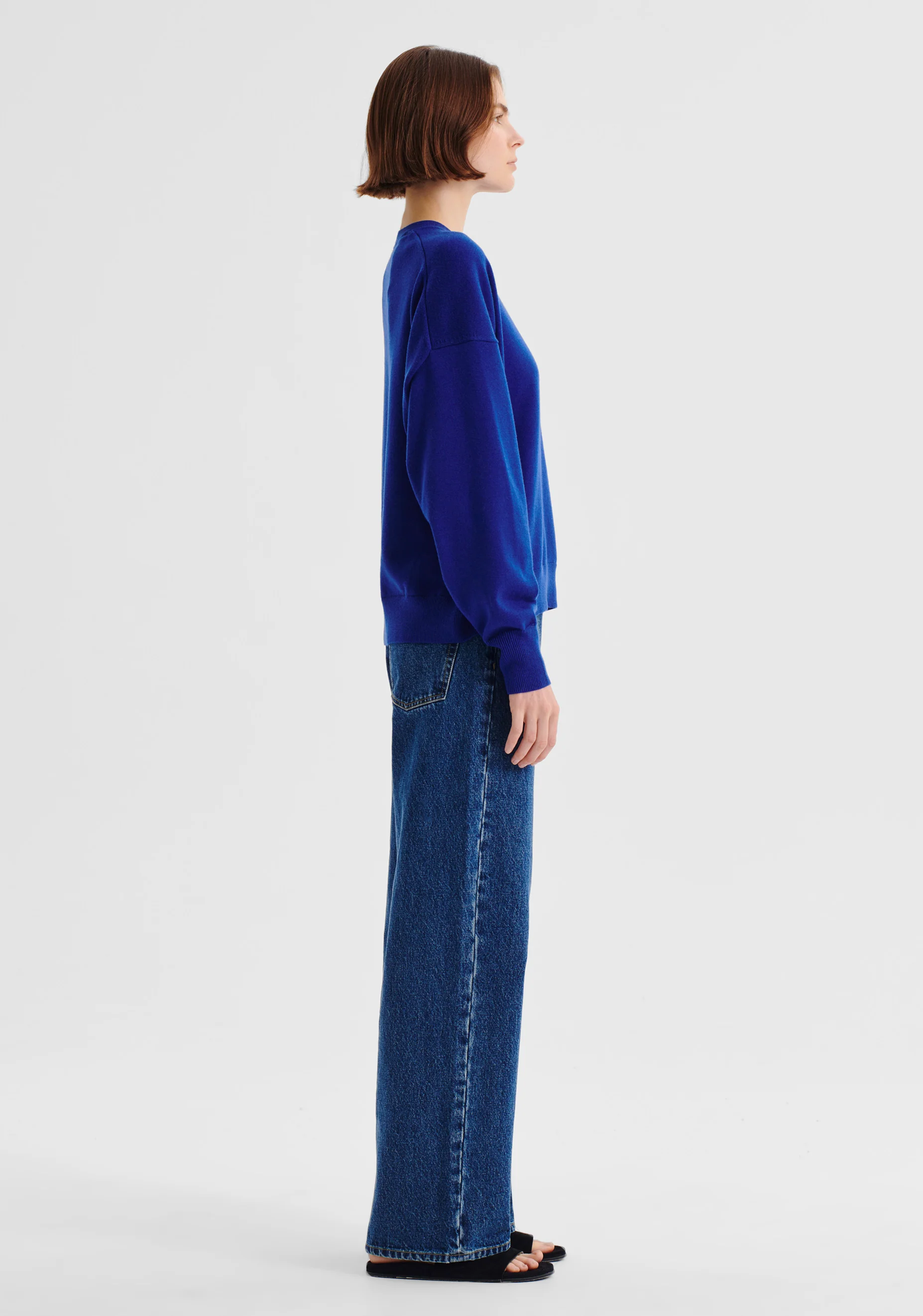 Payton Round Neck Merino Knit Pullover_Cobalt - Image 5