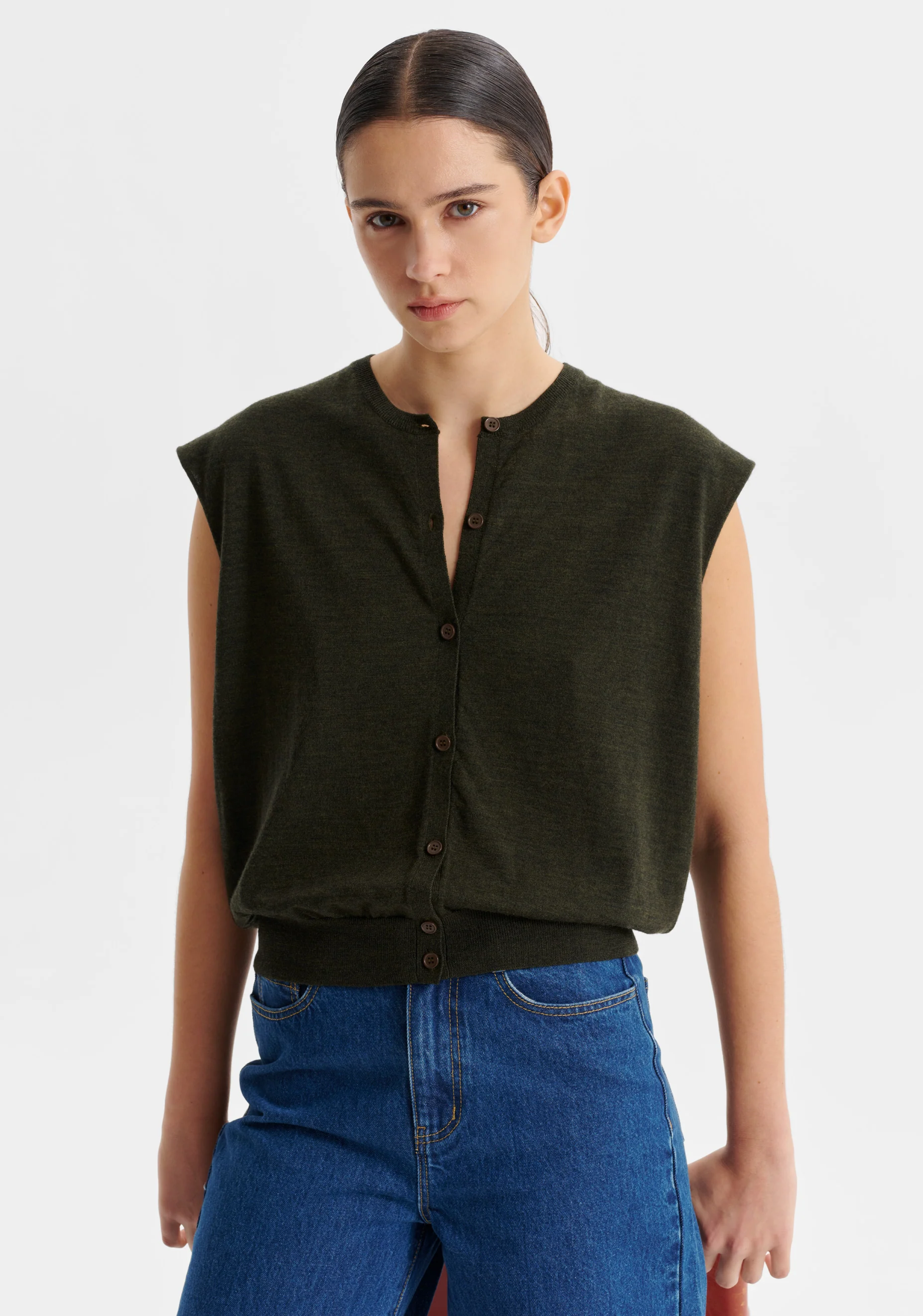 River Knit Button Vest_Moss