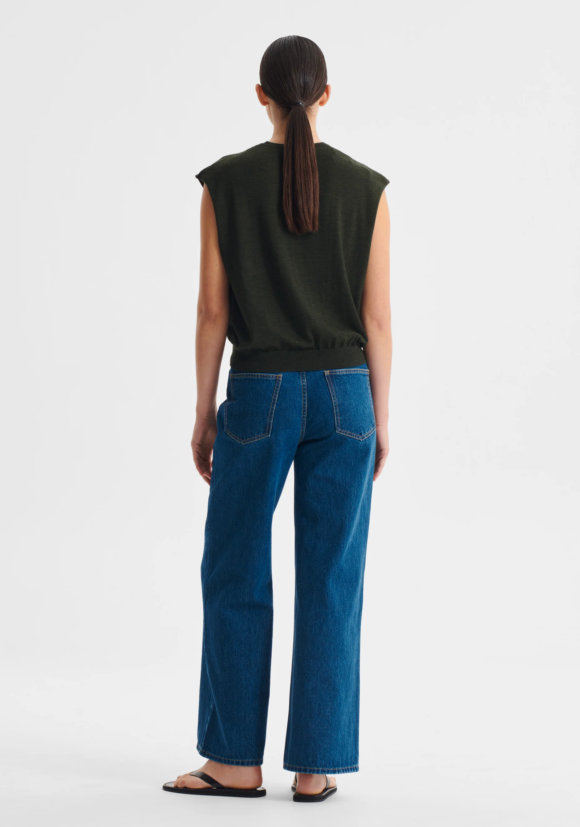 River Knit Button Vest_Moss - Image 5