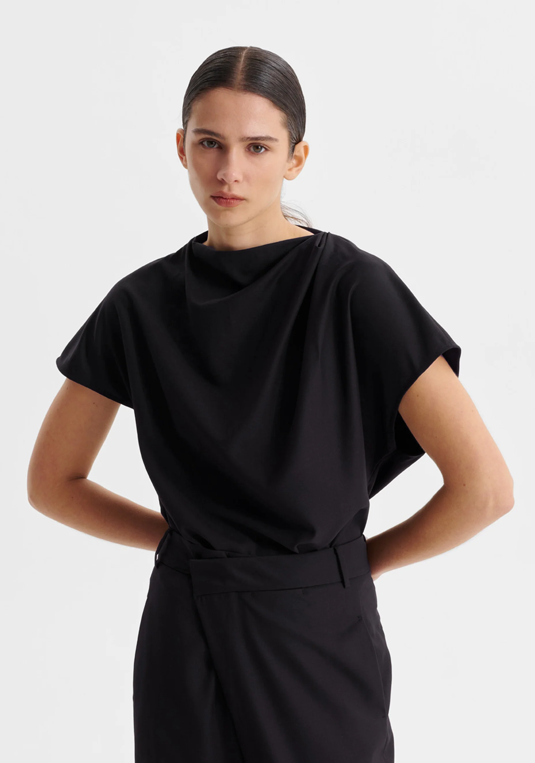 Sebastian Top_Black - Image 5