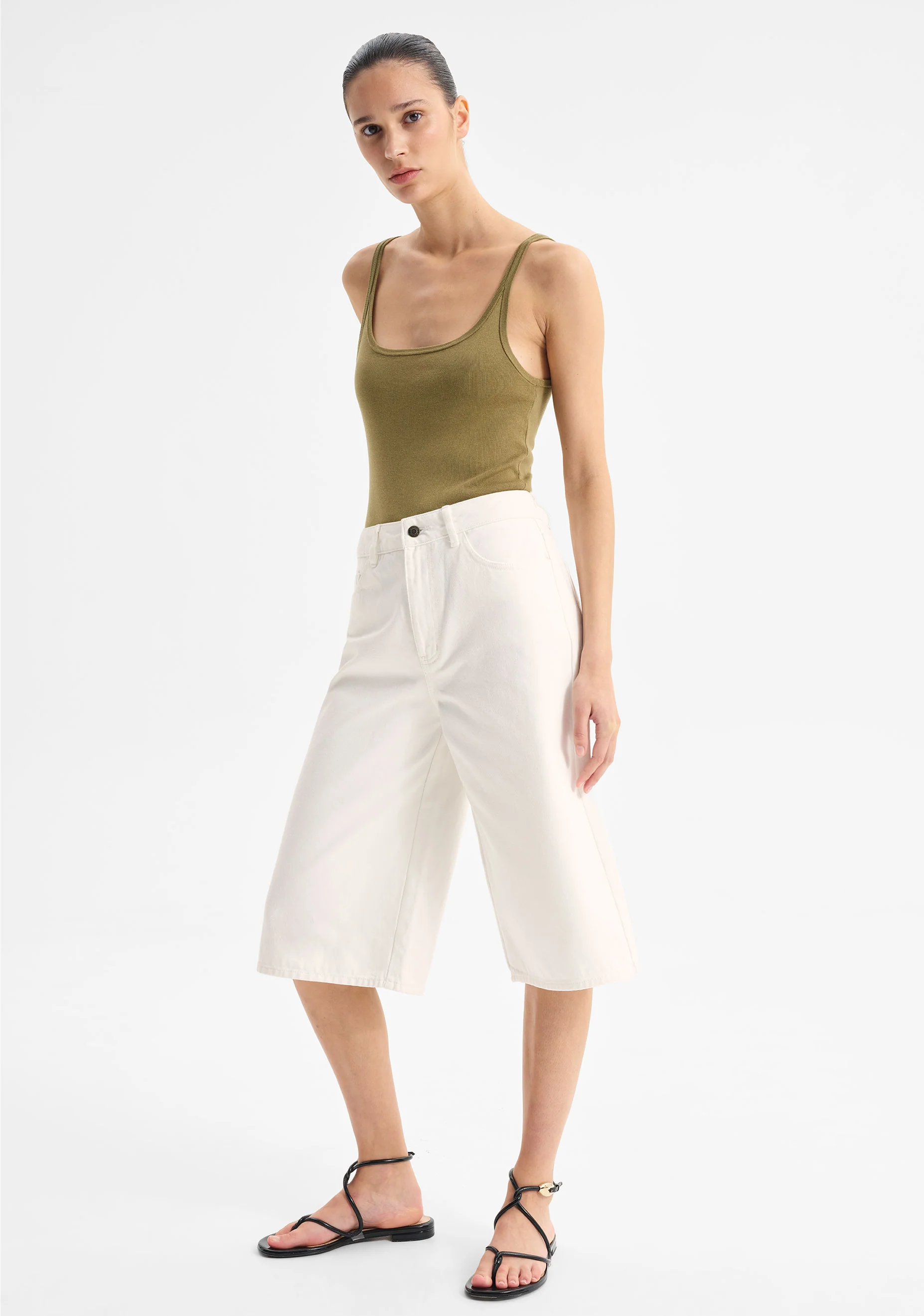 Spencer Denim Bermuda Short_White - Image 2