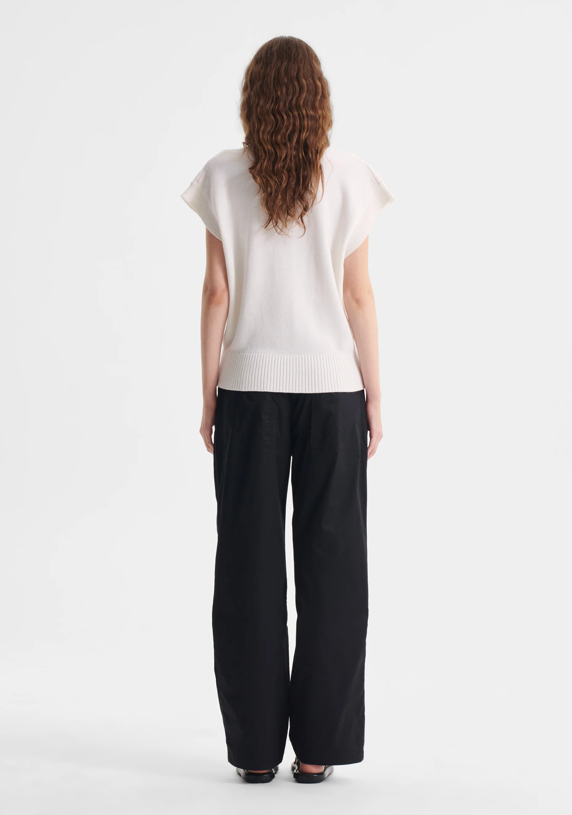 Winston Knit Vest_Snow - Image 5